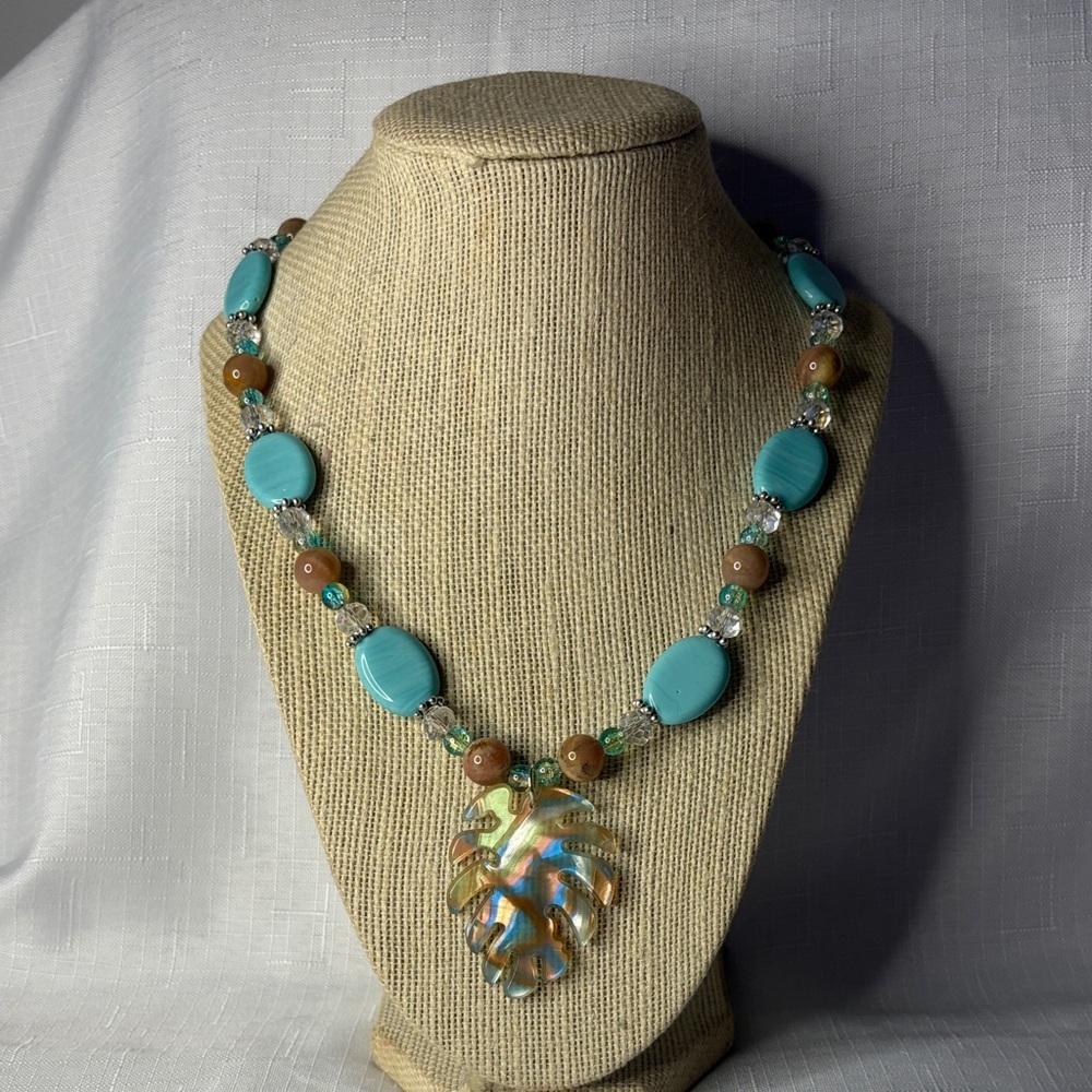 Handcrafted “The Tropical Leaf” Necklace